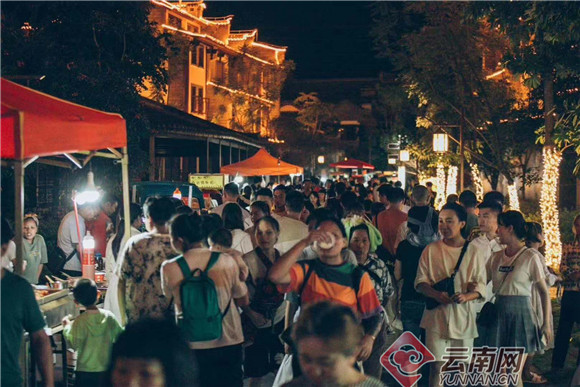 00302154136_d1e2472b.jpg 00302154136_d1e2472b.jpg